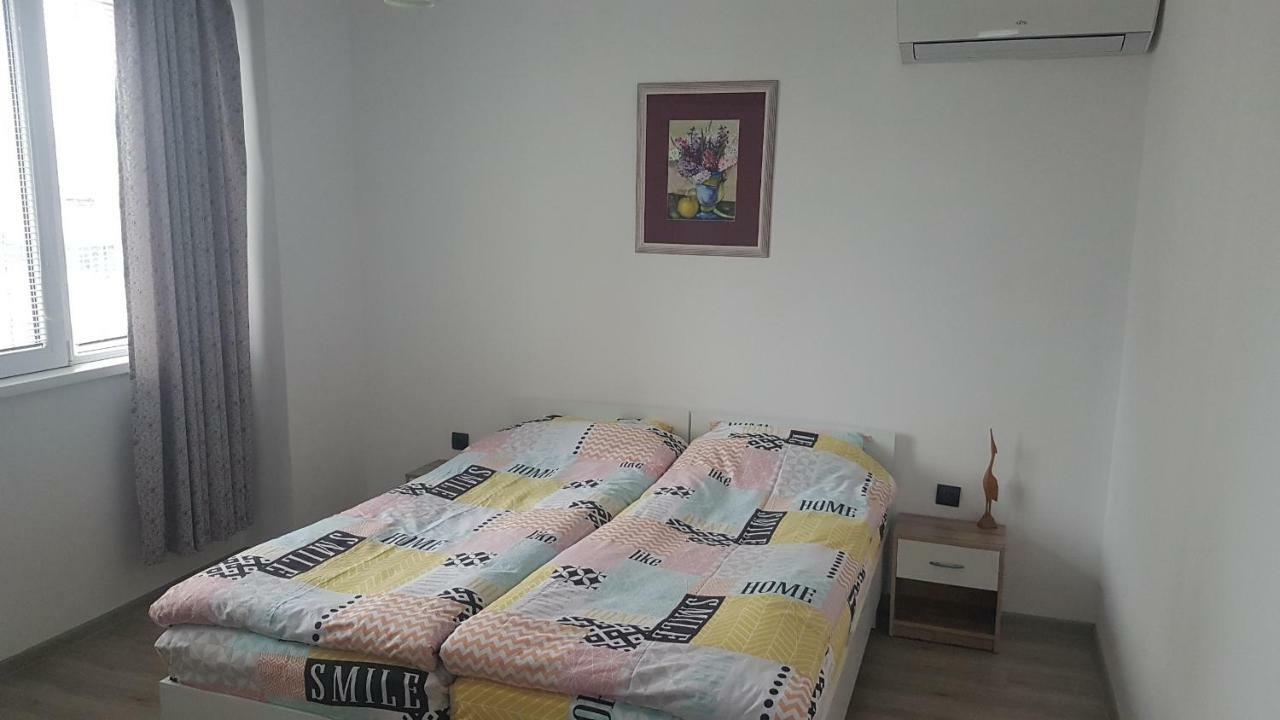 Roza Apartment Varna Exterior photo